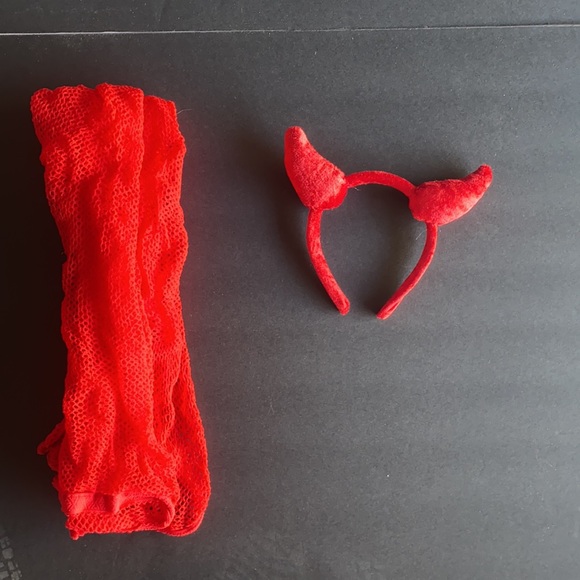 Fire Goddess costume - Picture 4 of 4